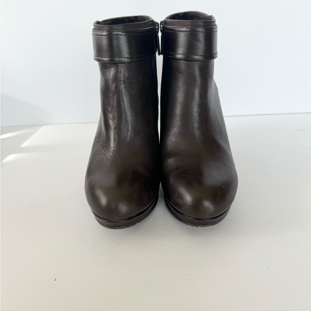 Giani Bernini Dark Brown Heeled Boots - Picture 2 of 9